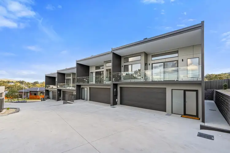 Main view of Homely townhouse listing, 4/35 O'Connor Drive, Kingston TAS 7050
