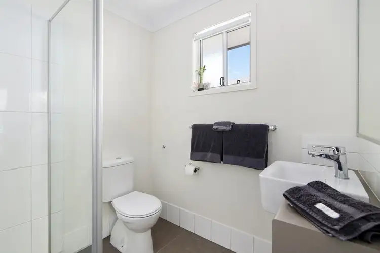Sixth view of Homely townhouse listing, 1/21 Montrose Road, Taringa QLD 4068