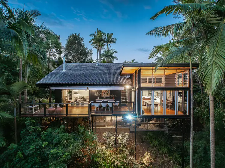 16 Kowhai Street, Kenmore QLD 4069