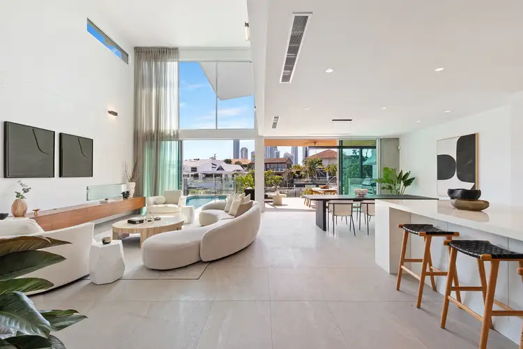11 The Lido, Isle of Capri QLD 4217