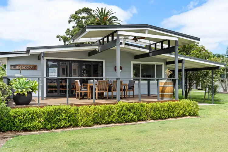 40 Edwin Avenue, Lake Conjola NSW 2539