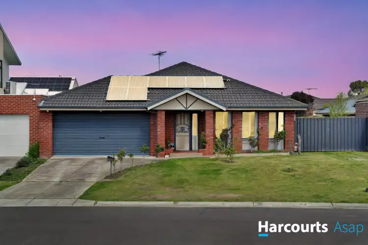 18 Storey Drive, Pakenham VIC 3810