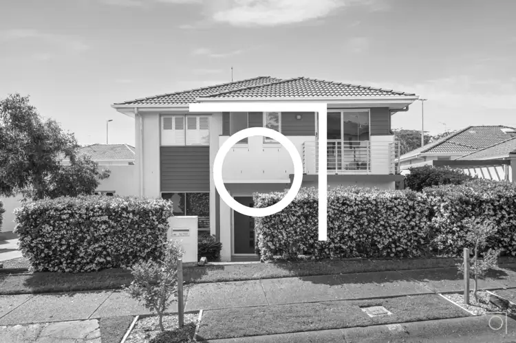 10 Seaspray Avenue, Nelson Bay NSW 2315