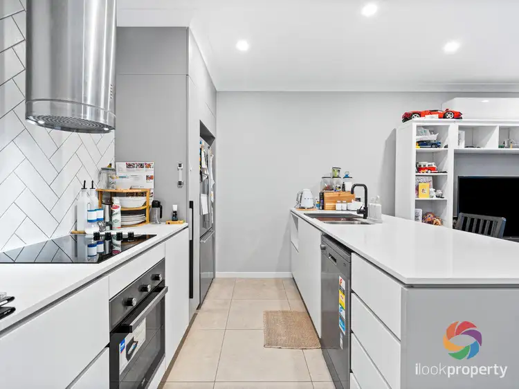 Second view of Homely townhouse listing, 44/2 CASTAMORE Way, Richlands QLD 4077
