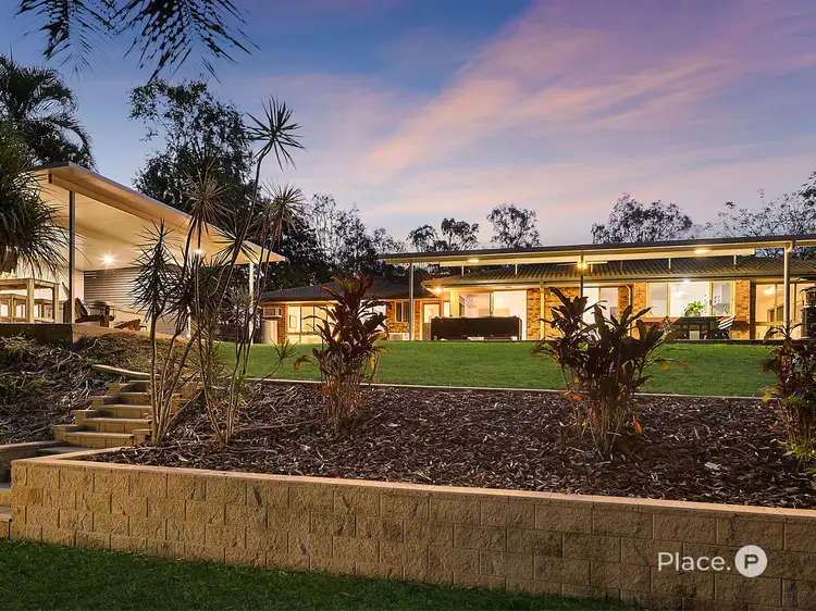 33 Aringa Crescent, Karana Downs QLD 4306