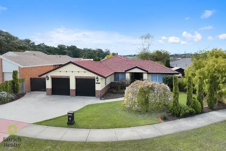 2 Wakefield Court, Newborough VIC 3825