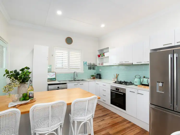 10 Austral Avenue, Graceville QLD 4075