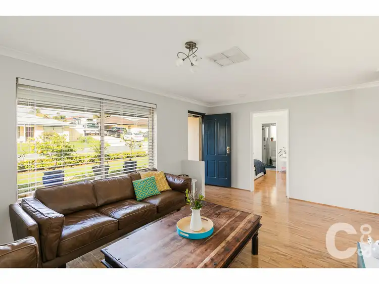 Third view of Homely house listing, 10 Liddington Rise, Leda WA 6170