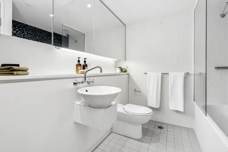 Sixth view of Homely apartment listing, 403/23 Shelley Street, Sydney NSW 2000