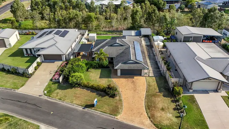 4 Coles Court, Toogoom QLD 4655