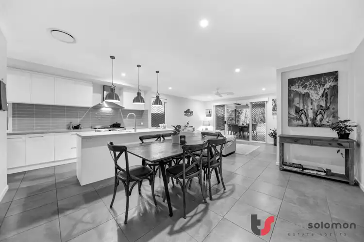 39 Highgrove Street, Thornlands QLD 4164