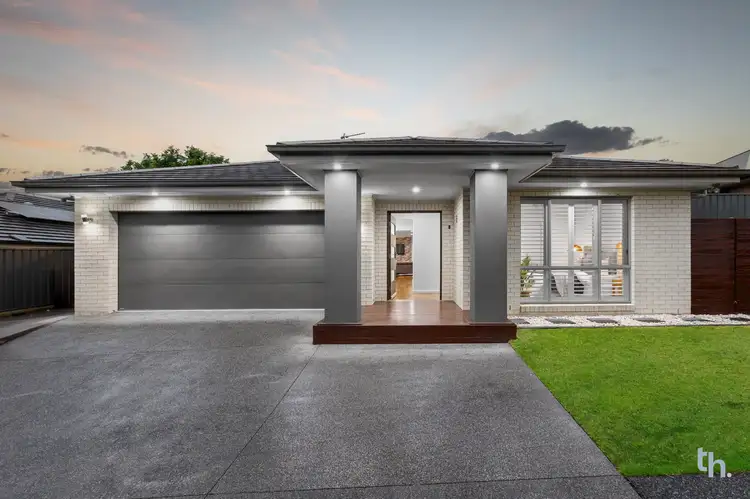 6 Elettra Street, Cameron Park NSW 2285