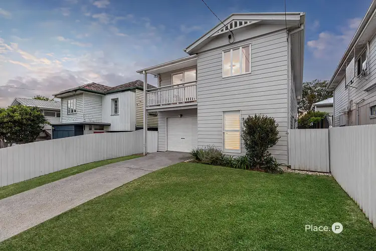 76 Holland Road, Holland Park QLD 4121