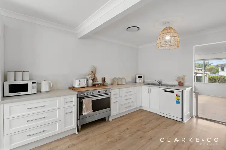 Fifth view of Homely house listing, 15 Windermere Avenue, Woodberry NSW 2322