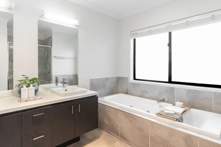 Sixth view of Homely house listing, 50 Sommerville Boulevard, Warrnambool VIC 3280