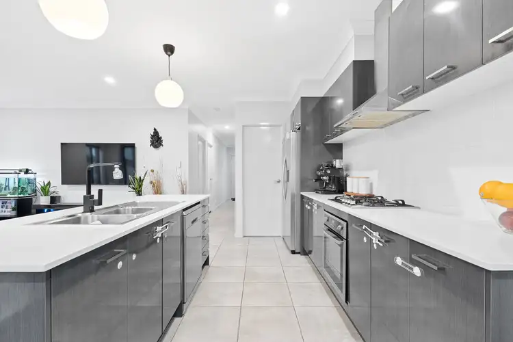 Third view of Homely house listing, 6 Herald Close, Kallangur QLD 4503