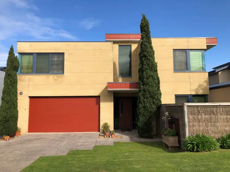 1B Panorama Drive, San Remo VIC 3925