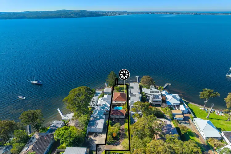 224 Skye Point Road, Coal Point NSW 2283