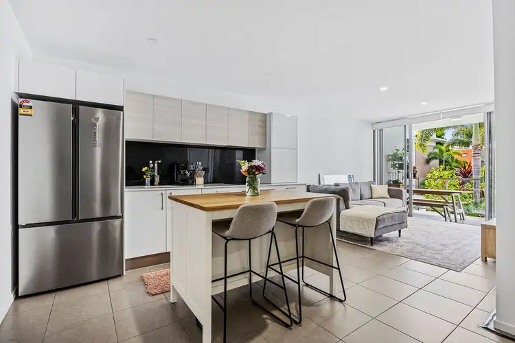 1205/6-8 Waterford Court, Bundall QLD 4217