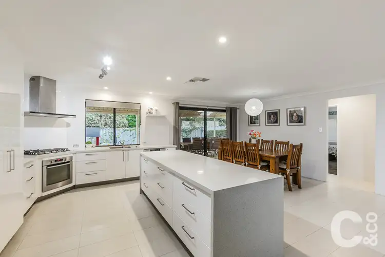 24 Nottingham Parkway, Orelia WA 6167