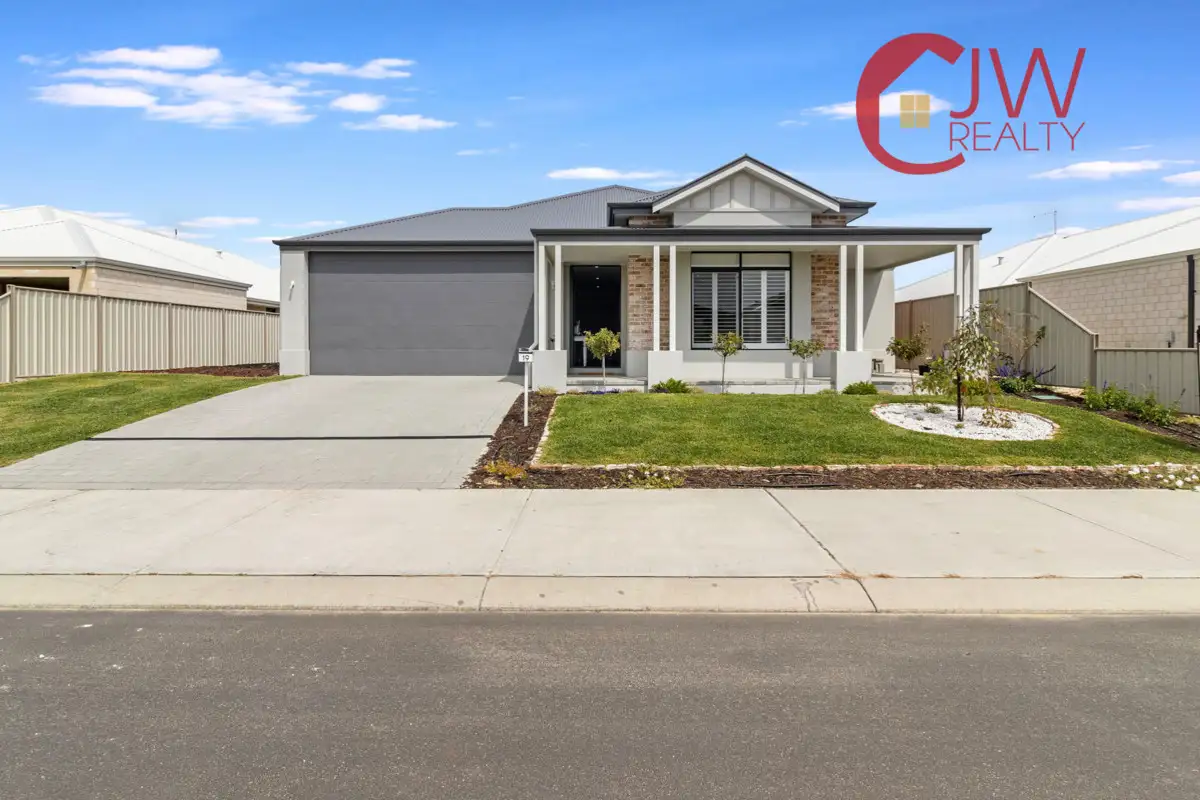Main view of Homely house listing, 19 Citrine Street, Australind WA 6233