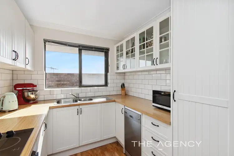 Fourth view of Homely unit listing, 2/11 Kinsella Street, Joondanna WA 6060