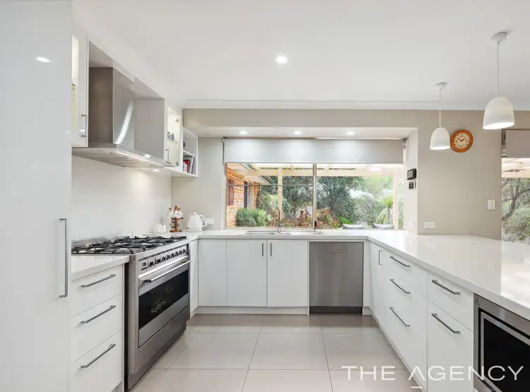 8 Wattle Court, Mahogany Creek WA 6072