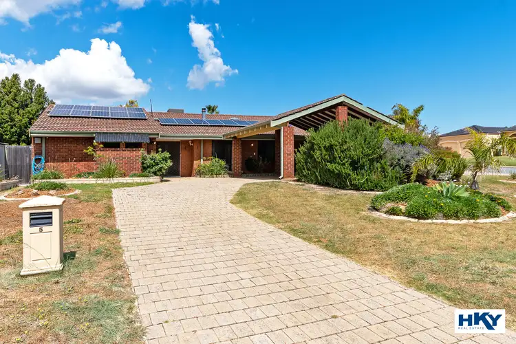 5 Peregrine Drive