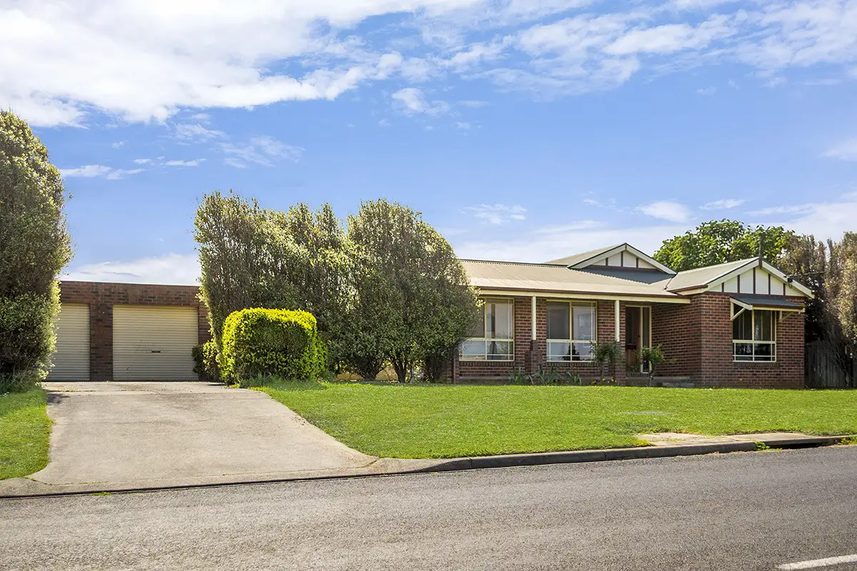 Main view of Homely house listing, 10 Henry Street, Warrnambool VIC 3280