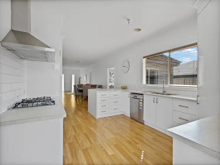 Fifth view of Homely townhouse listing, 11B Williams Road, Wangaratta VIC 3677