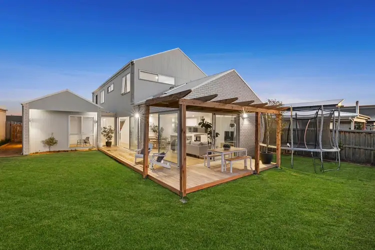 4 Harcombe Crescent, Torquay VIC 3228