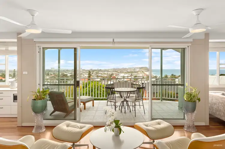 2 Hillcrest Road, Merewether NSW 2291