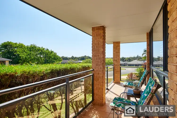 8 Mistral Place, Old Bar NSW 2430