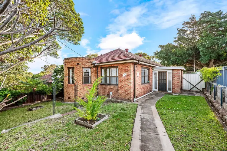 76 Woodstock Street, Mayfield NSW 2304
