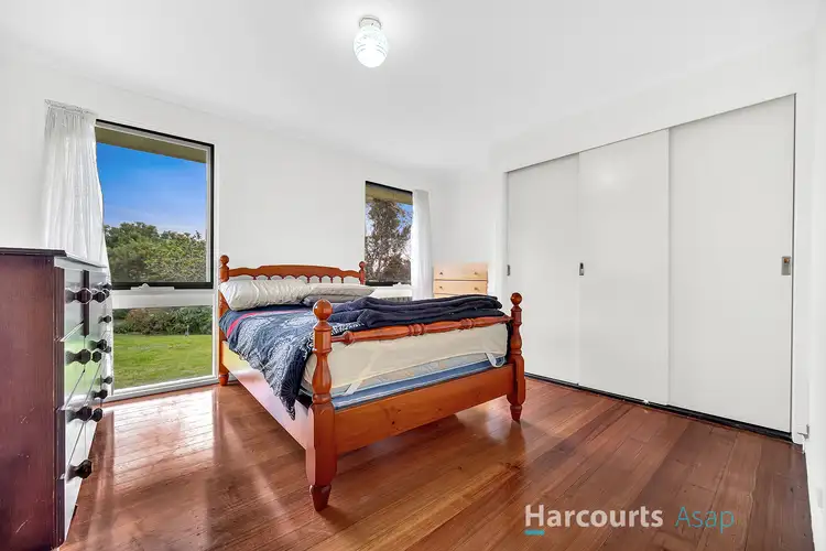 Sixth view of Homely house listing, 15 Gumbuya Close, Eumemmerring VIC 3177