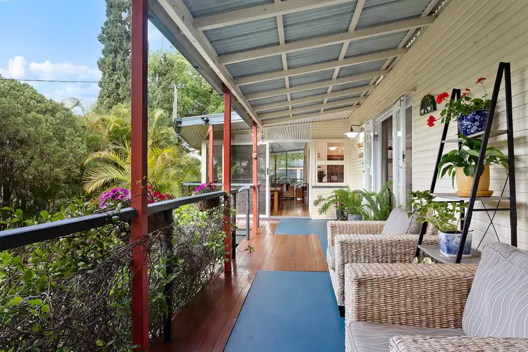 6 Ashgrove Street