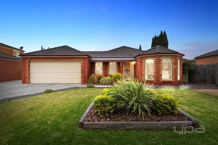 Third view of Homely house listing, 10 Prahn Court, Brookfield VIC 3338