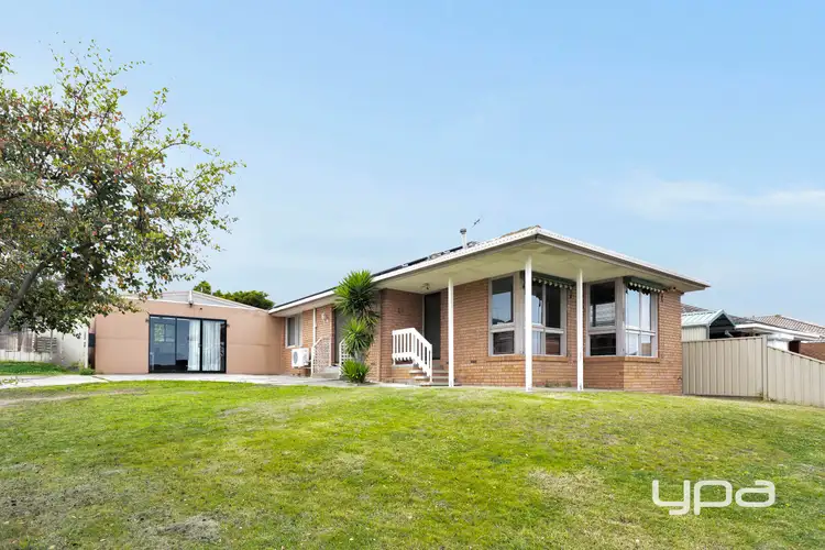 24 Hibiscus Close, Meadow Heights VIC 3048