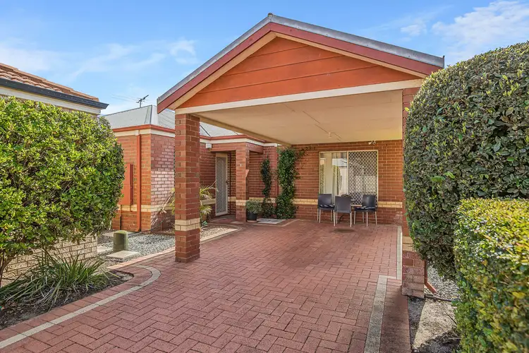 8/4 Moreton Crescent, Warnbro WA 6169