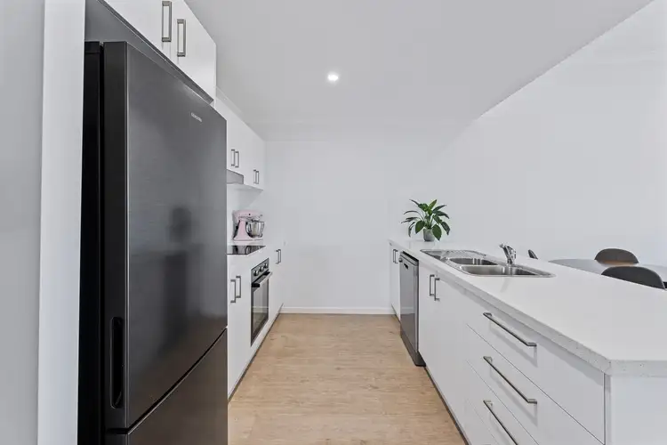 Fourth view of Homely unit listing, 37/1 Links Court, Urraween QLD 4655