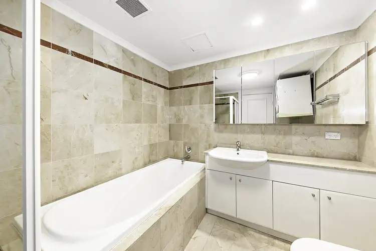 Fifth view of Homely apartment listing, 2/8 Earl Street, Mosman NSW 2088