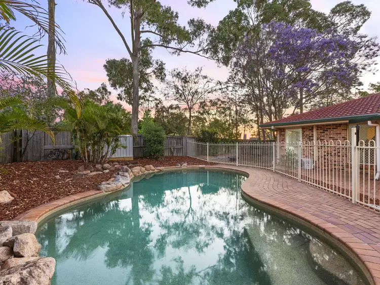 19 Clarendon Circuit, Forest Lake QLD 4078