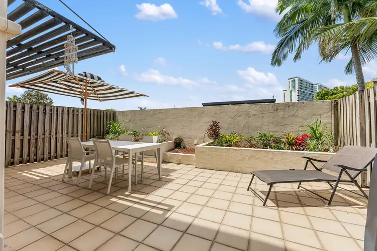 9/41 Rossiter Parade, Hamilton QLD 4007