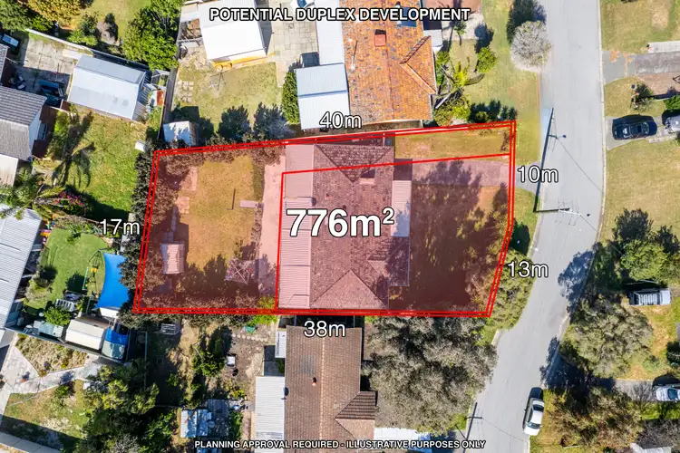 Second view of Homely house listing, 6 Kari Court, Camillo WA 6111