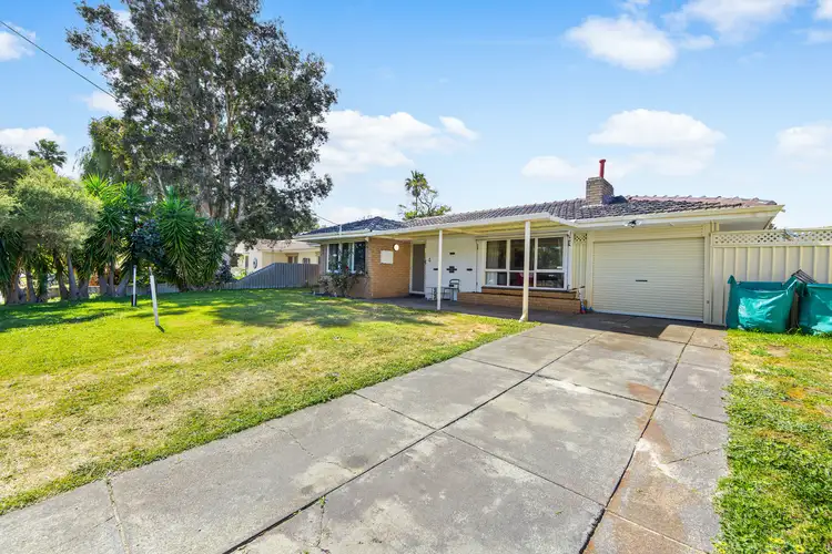 Third view of Homely house listing, 6 Kari Court, Camillo WA 6111