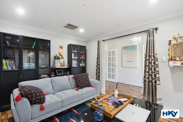 Sixth view of Homely house listing, 10 Marengo Close, Aveley WA 6069