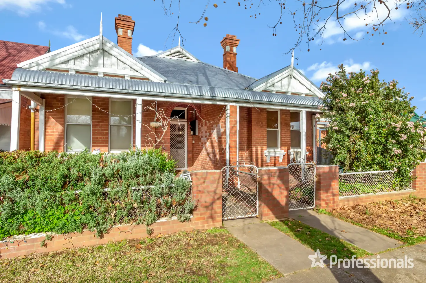 Main view of Homely block of units listing, 69 & 71 Best Street, Wagga Wagga NSW 2650