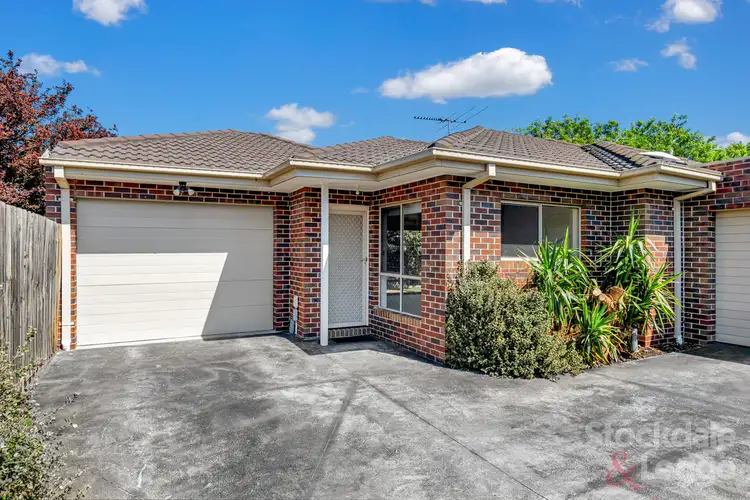 2/25 Ortolan Avenue, Broadmeadows VIC 3047