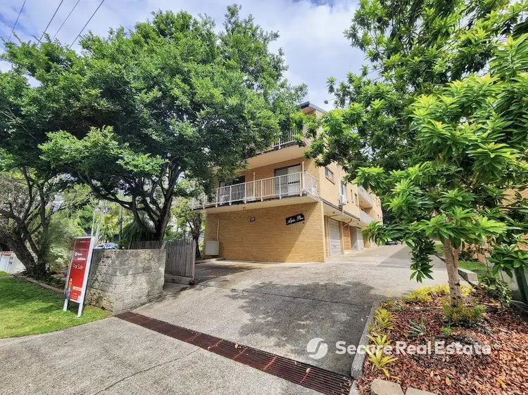 Main view of Homely unit listing, 4/10 Alpha Street, Taringa QLD 4068