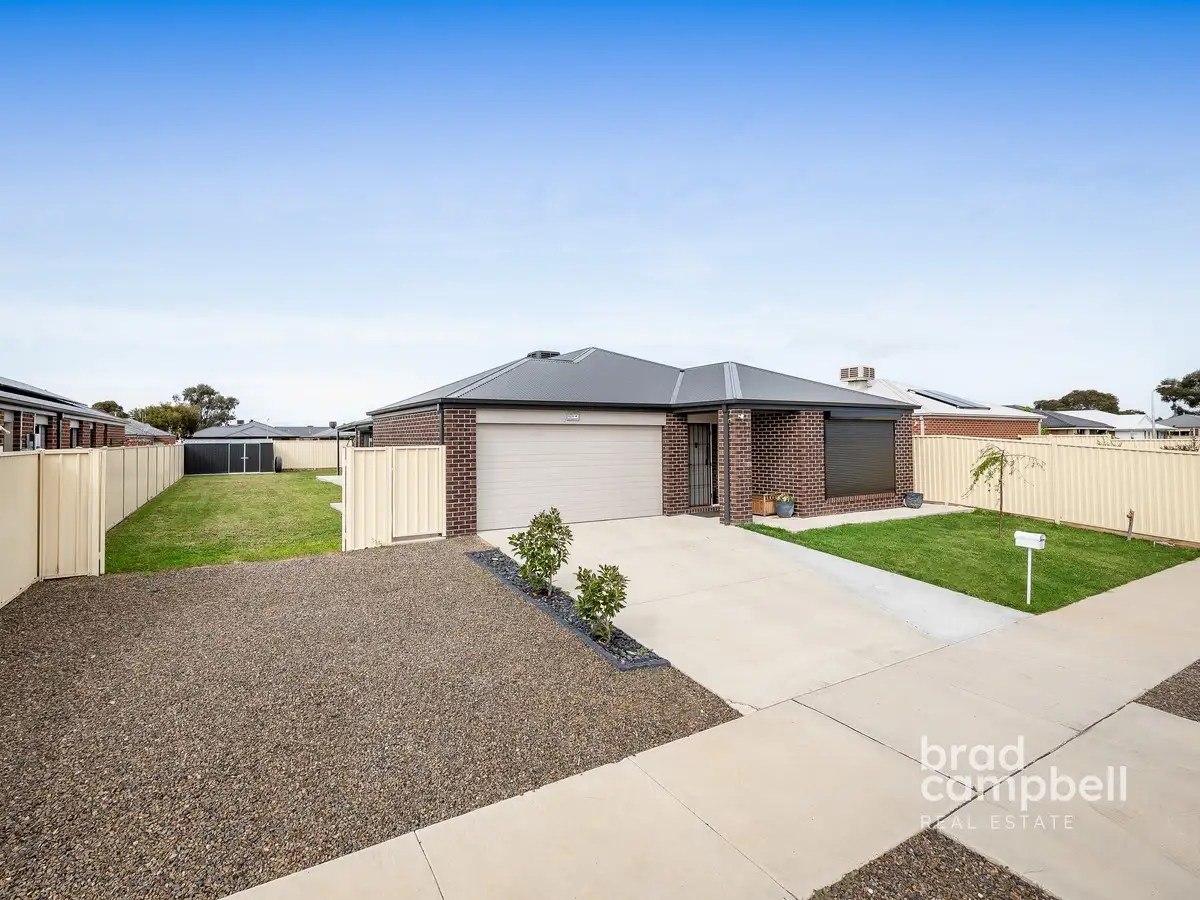 Main view of Homely house listing, 11 Royal Court, Shepparton VIC 3630